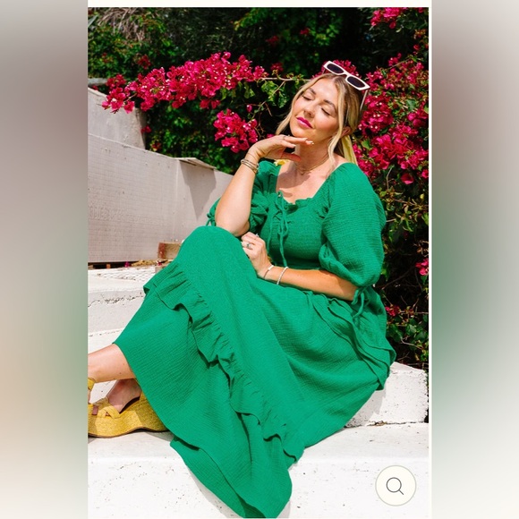 Ivy City Co Kelly Dress - Picture 3 of 4